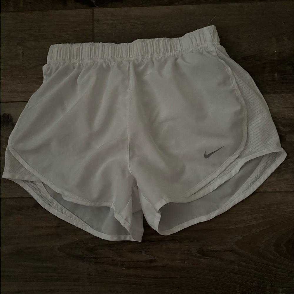 Nike White Athletic Shorts Lightweight Breathable